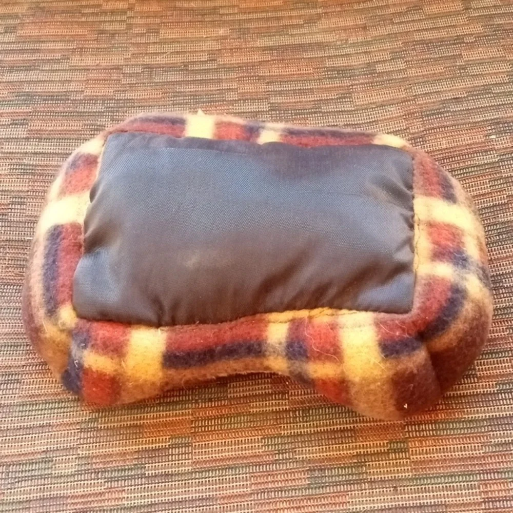 New! TAIWANAIDI Small Critter Bed Lounger.